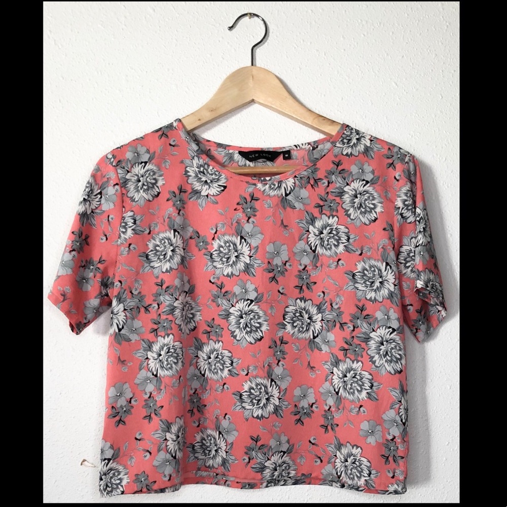 New Look Pink Floral Crop SZ 10